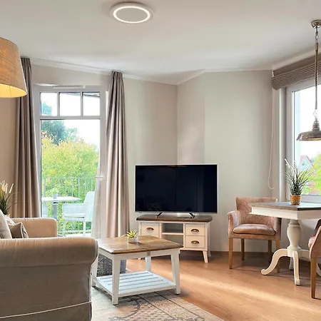 Apartment Baltischer Hof 27 *